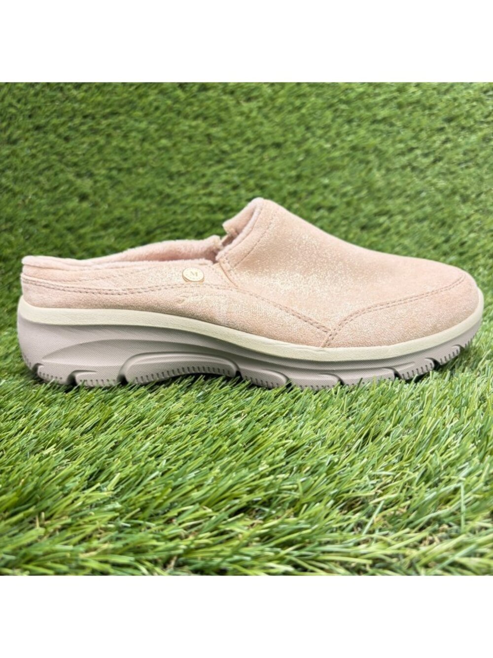 Skechers Martha Stewart Easy Going Womens Size 7.5 Natural Slip-On Clog Slippers